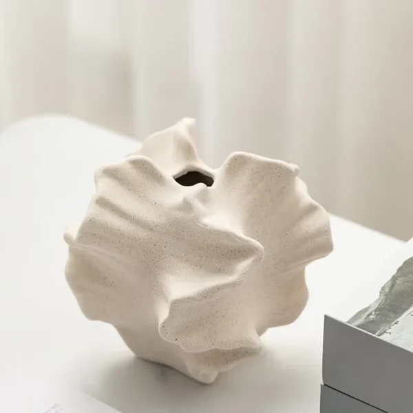 Keramická váza Geometrický organický tvar Vlnité vzory Tvar okvětních lístků Porcelánové řemeslné doplňky pro květinové aranžmá Květinová váza Domácí dekorace